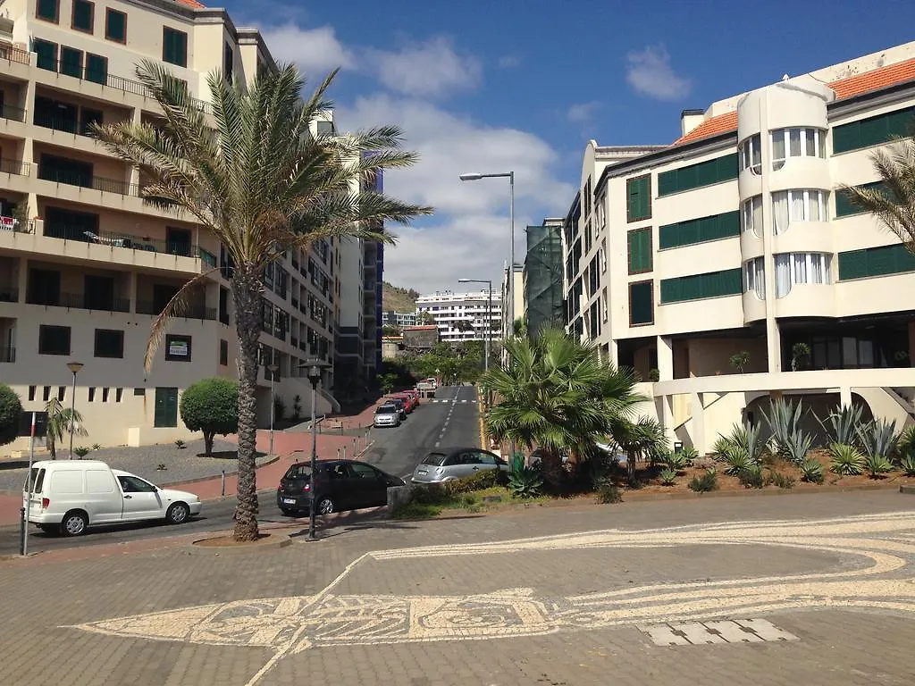 Apartment Ponta Cruz 丰沙尔